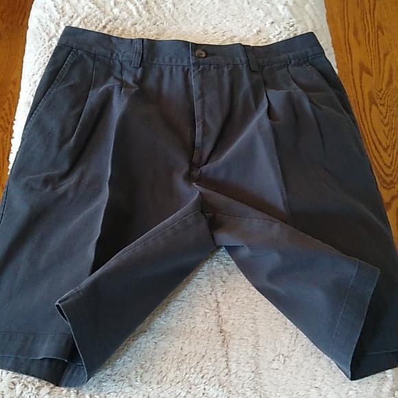 Evergreen Shorts - Picture 7 of 12